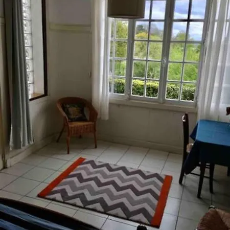 Appartement Des Millepertuis *